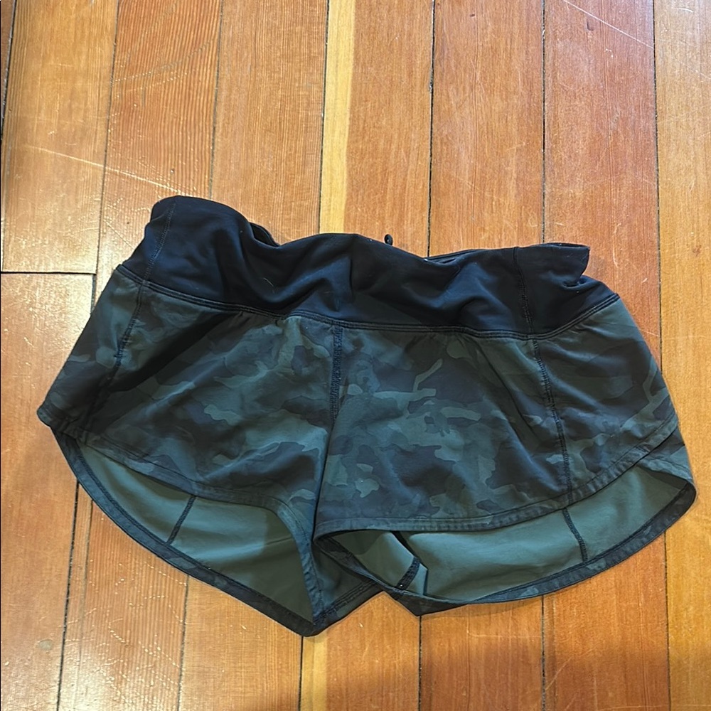 Lululemon Athletica Black Athletic Shorts with Scalloped Hem